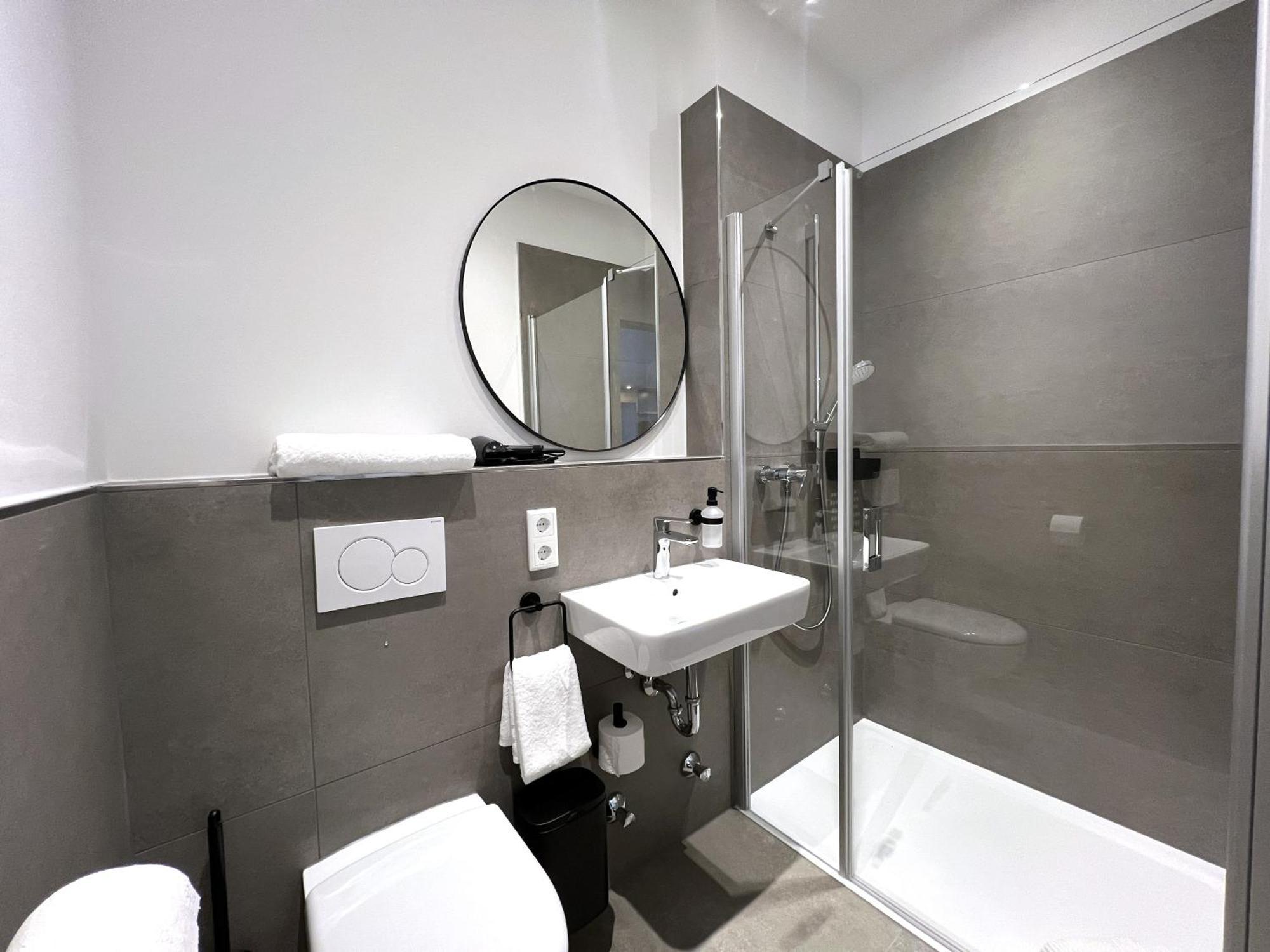 Hotel Haus Kuckenberg à Burscheid Extérieur photo